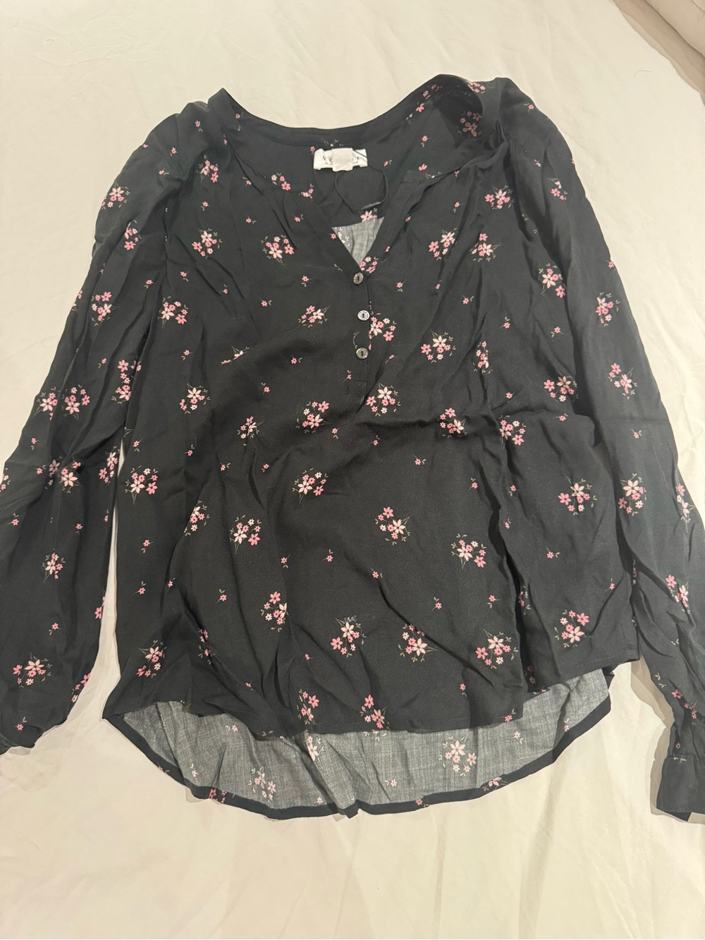 Velvet Black Floral Long-Sleeve V-Neck Top with Pink Blossoms size S